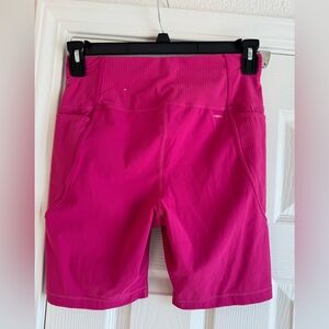 Mondetta Women's Fuchsia Bike Shorts